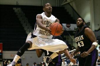 Georgiasouthern-furmanbasketball_crop_north