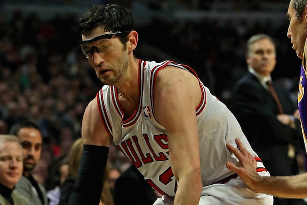 Hinrich out Again with Elbow Problems