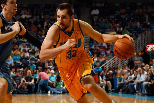 The New Orleans Hornets Struggle Late and Lose to Dallas, 104-100