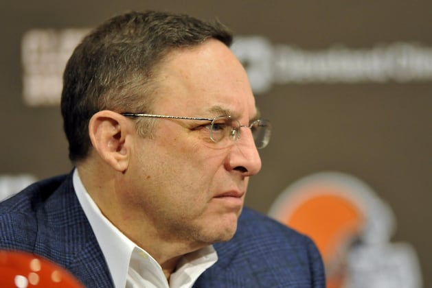Browns CEO Joe Banner Says QB Likely Won't Be Target with No. 6 Pick
