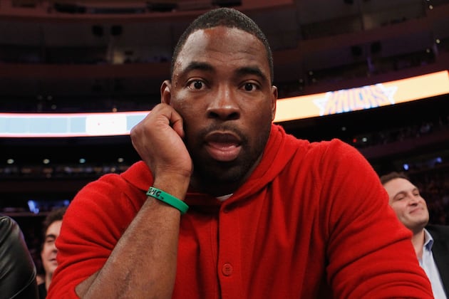 Jerry Reese Has 'Long Conversation' with Justin Tuck About Elevating His Play