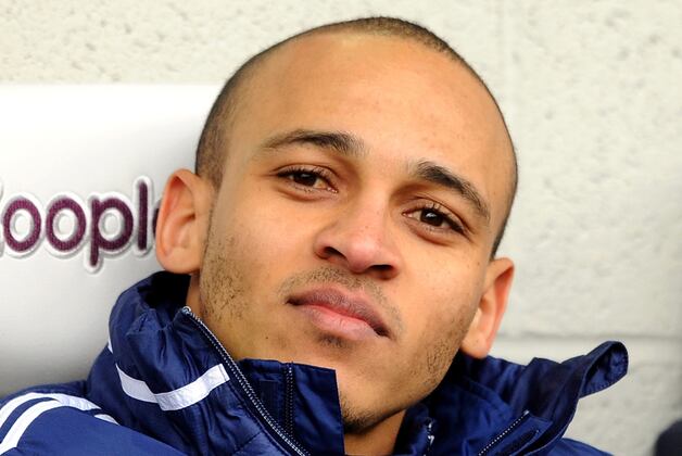 Odemwingie Booed by Fans in First Appearance Since Trying to Force Transfer