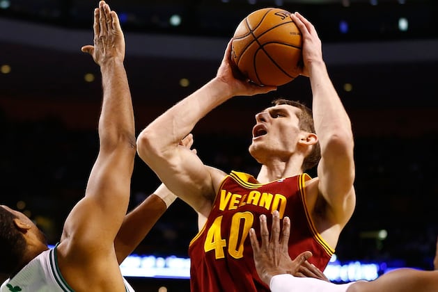 Seven Players in Double Digits Lead Cleveland Cavaliers to 118-94 Rout