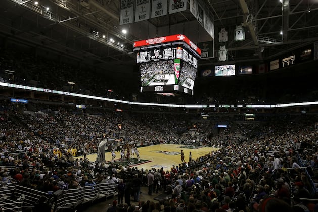 Keep Bucks in Milwaukee, stabilize city funds, Tom Barrett urges