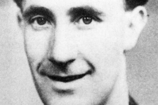Villa Saddened by Death of Former Player Con Martin