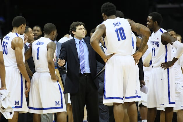 Tigers to Put Nation's Longest Overall and Road Winning Streaks on Line