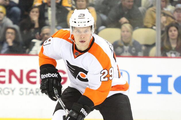 Flyers' Gustafsson Leaves with Injury