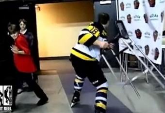 Hockeyfreakout_crop_north