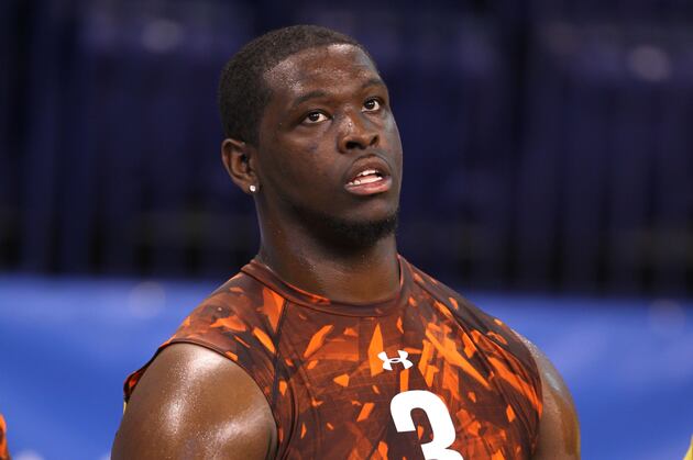Teams Want to See If Terron Armstead Can Play Tight End