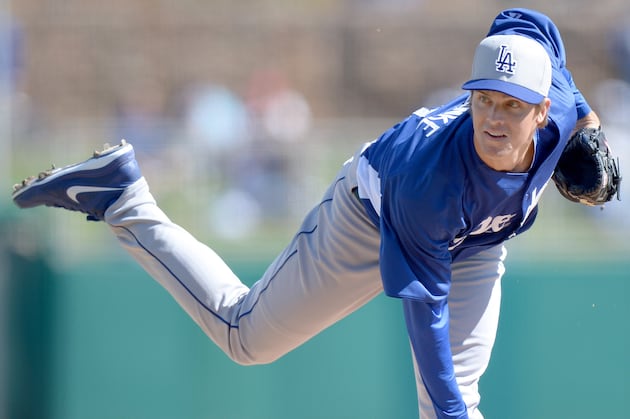 Dodgers' Greinke Hit Hard in 2nd Spring Start
