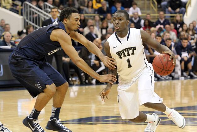Scout.com: Strong Comeback Leads To Senior Day Win