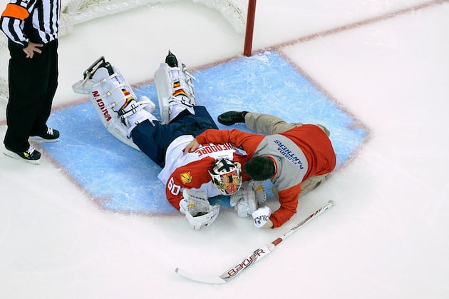 Panthers G Theodore May Be out at Least Six Weeks