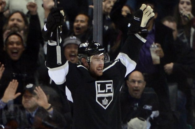 Jeff Carter Earns Hat Trick in 5-1 Win over Preds