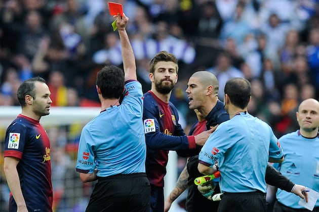 Barcelona 'keeper Victor Valdes Blasted Ref After Real Madrid Loss