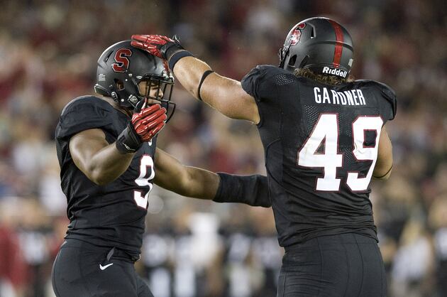 Vaughters, Murphy Lead Defense; Sanders Finds End Zone