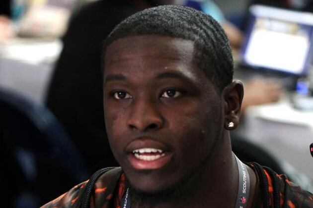 Combine Star Armstead Wows at Pro Day