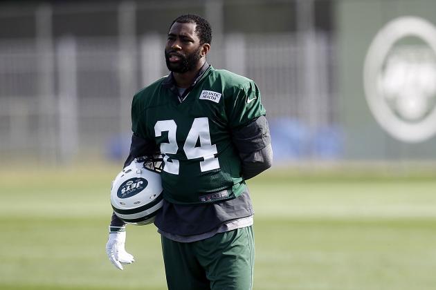 Debate: Should Atlanta Trade for Darrelle Revis?