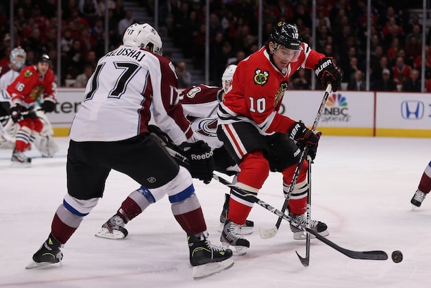 Avs Lose 3-2 as Chicago Blackhawks' Points Streak Continues
