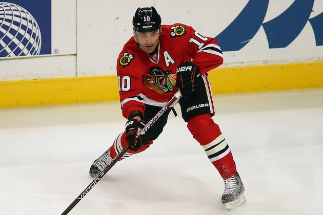 Blackhawks' Sharp, Shaw Injured vs. Avs