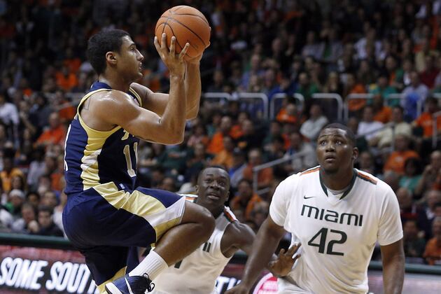 Linda Robertson: Biggest Player Turns Up Missing for Miami Hurricanes