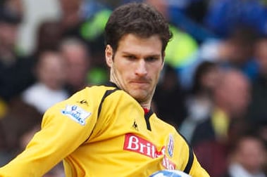Manchester United Target Begovic: My Only Concern Is Stoke