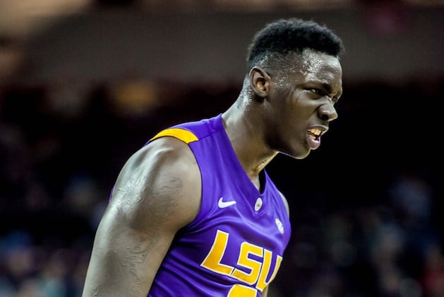 Strong to the Finish, LSU Clips A&M for an Important 68-57 SEC Road Victory