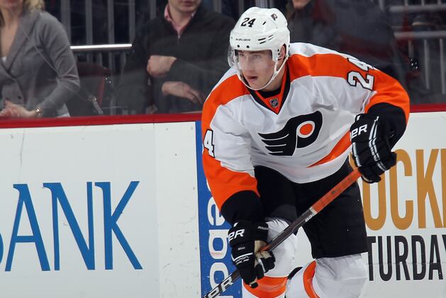 Read Back in Flyers' Lineup a Month Ahead of Schedule