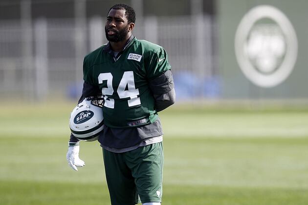 Darrelle Revis Aims to Run Outside in 4-to-6 Weeks