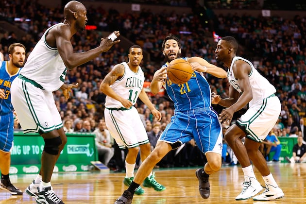 Celtics Find Success with 'manwich' Zone