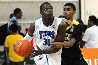 Randlejulius-titans-fivestarbasketballcom_crop_exact1_crop_north