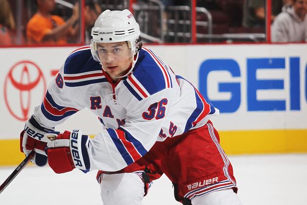 Report: Zuccarello to Rangers Could Be on Hold