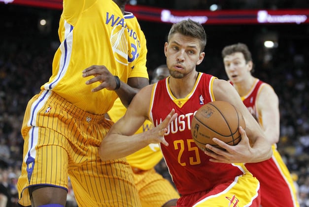 With Offense Sputtering, Rockets Beat Warriors with Defense