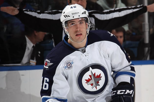 Blue Jackets Acquire RW Spencer Machacek from Jets in Exchange for Kubalik