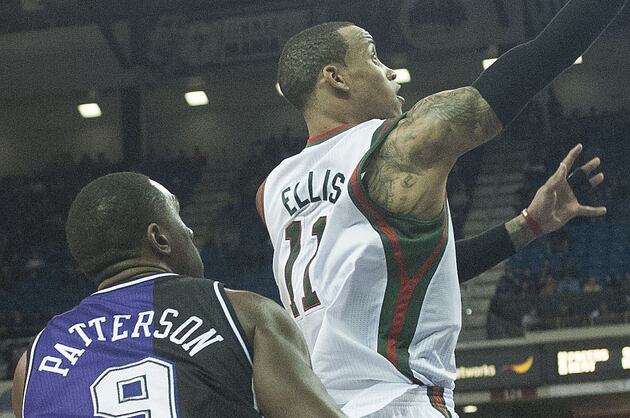 Ellis Leads Bucks Past Kings, 115-113
