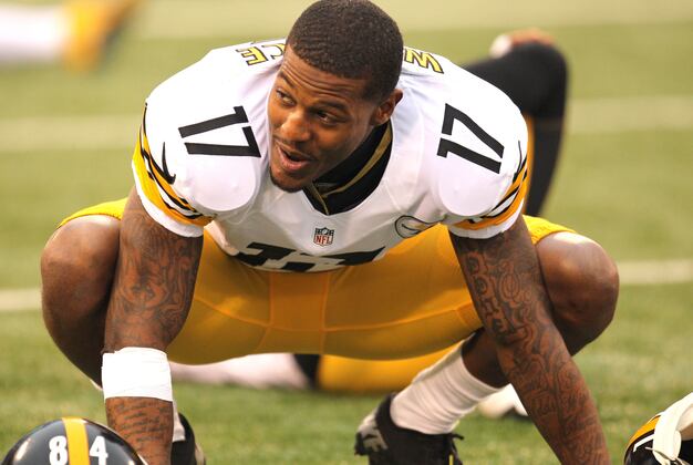 Dolphins Think Vikings May Offer Mike Wallace $13 Million a Year
