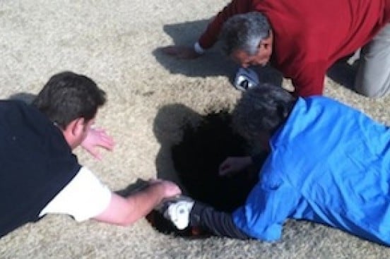 Golfer OK After Sinkhole Scare on Illinois Course
