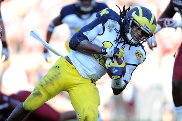 Denard Robinson Wins NCAA Cover Vote
