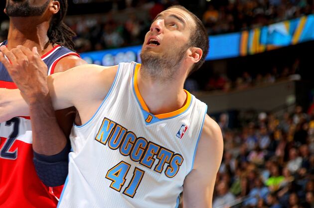 Koufos-Led Nuggets Win Ninth Straight, Dominate Suns