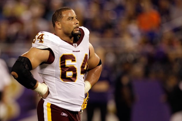 Kedric Golston Signs Three-Year Deal to Remain with Redskins