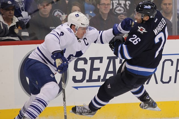 Leafs Grounded In Winnipeg