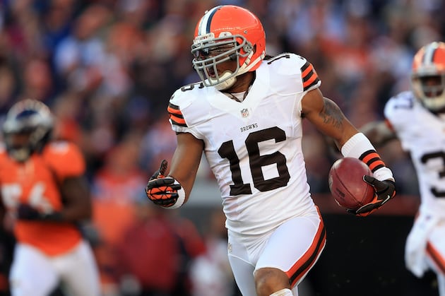 Report: Cards 'Likely' to Sign Josh Cribbs, Agree to Terms with 5 Others
