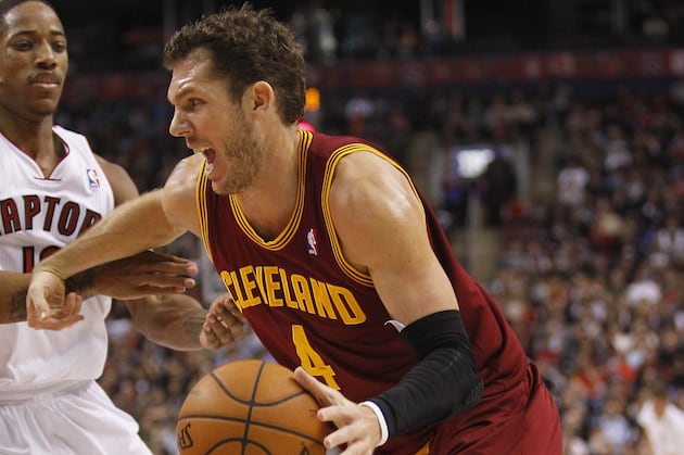 Luke Walton Enjoying New Life with Cavaliers