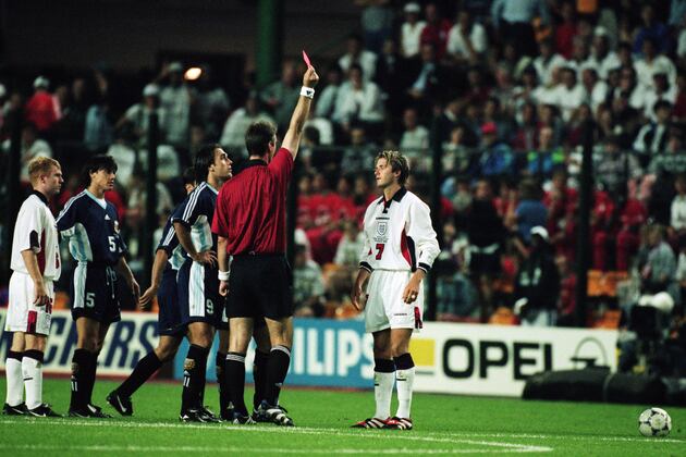 Saint-Etienne vs. PSG Preview: Beckham to Exorcise Saint-Etienne Demons?