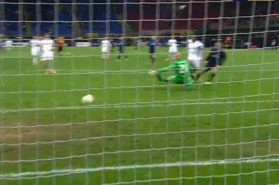 Palacio Scores Inters Second Against Tottenham