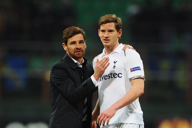 Spurs Survive After Extra-Time Scare