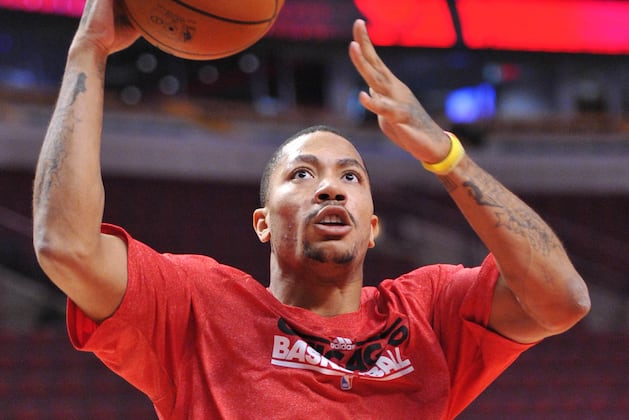 Chicago Bulls Can't Afford to Keep Waiting on Derrick Rose