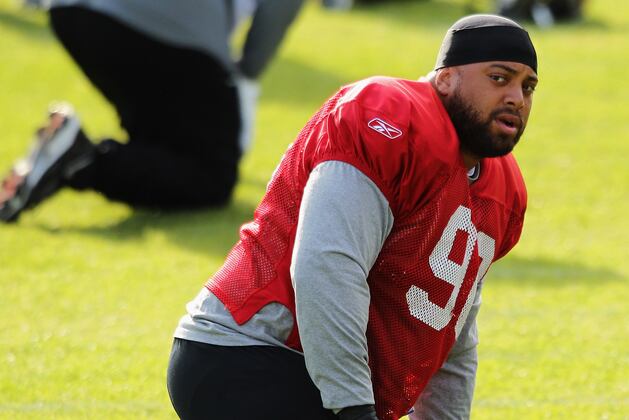 DT Roy Miller Signs with Jags