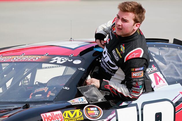 Hamlin: NASCAR 'Overreacted' in Fining Me