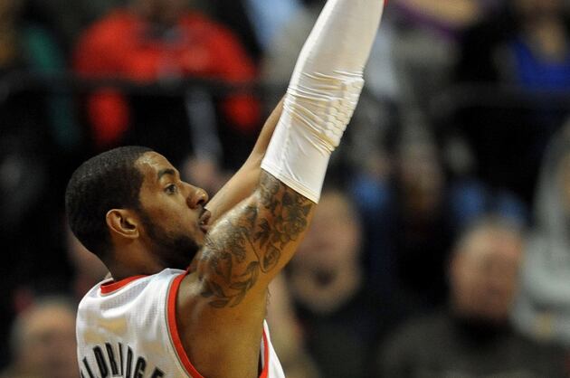 Aldridge Has 31, Portland Beats Detroit 112-101