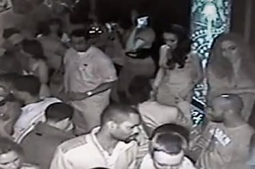 NFL TE Davis Dumps a Drink on a Woman and Allegedly Throws a Bottle at Her